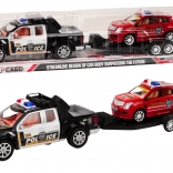Polizei-Pick-up mit Abschleppanhänger und Geländewagen