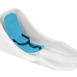 Kinderbob mit Rückenlehne und Sicherheitsgurt, weiß mit blauem Sitz